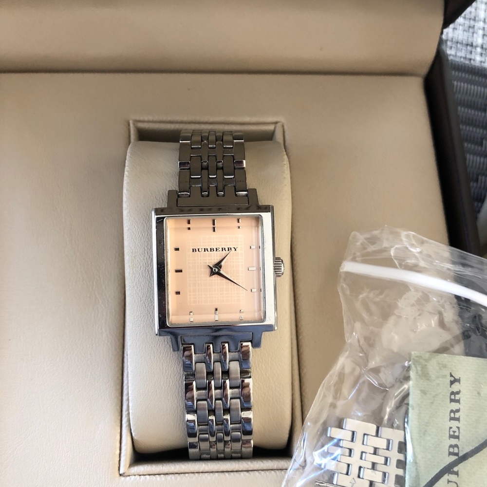 Burberry women’s watch.         VGUC